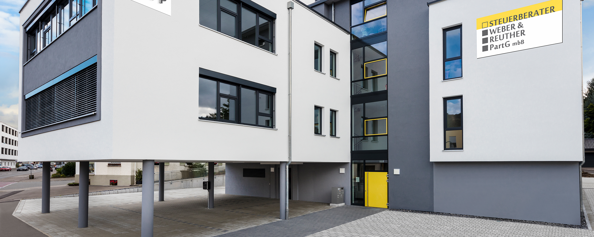 Das Gebäude der Steuerberater Weber & Reuther PartG mbB in Spaichingen von außen