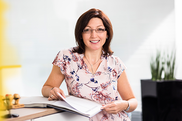 Porträt von Charlotte Mayer